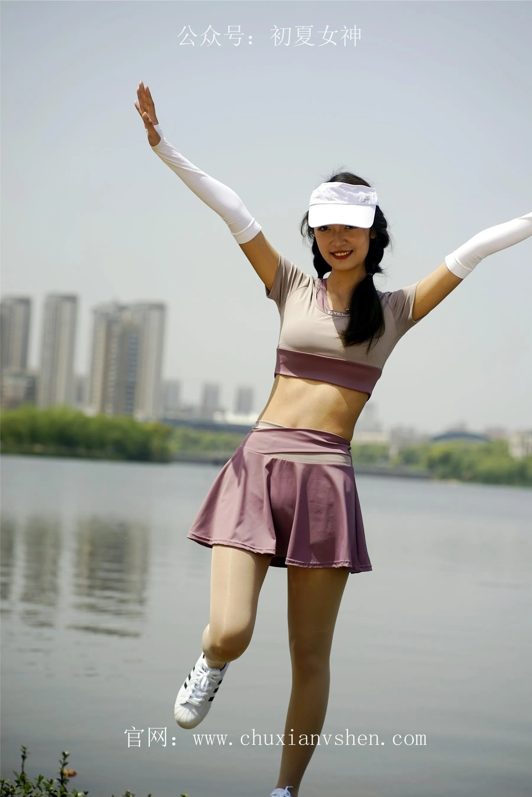 初夏女神 NO.069 依依 邻家女孩-运动篇 [131P]插图1